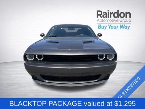 Granite Pearlcoat 2020 Dodge Challenger SXT