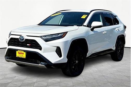 2022 Toyota RAV4 Hybrid SE