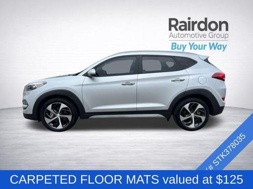 Molten Silver 2017 Hyundai TUCSON Limited