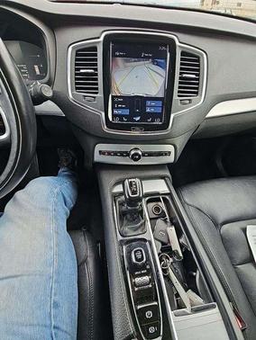2018 Volvo XC90 T5 Momentum
