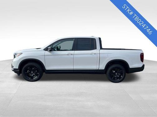 Platinum White Pearl 2026 Honda Ridgeline Black