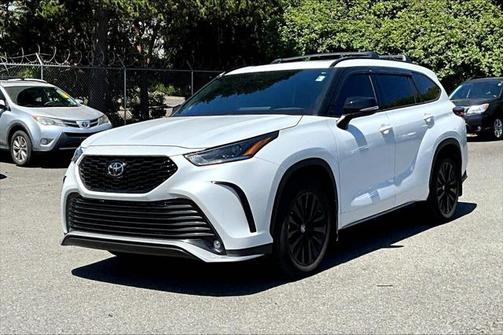 2023 Toyota Highlander XSE