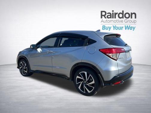 Lunar Silver Metallic 2020 Honda HR-V 2WD Sport