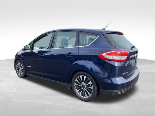 2017 Ford C-Max Hybrid Titanium