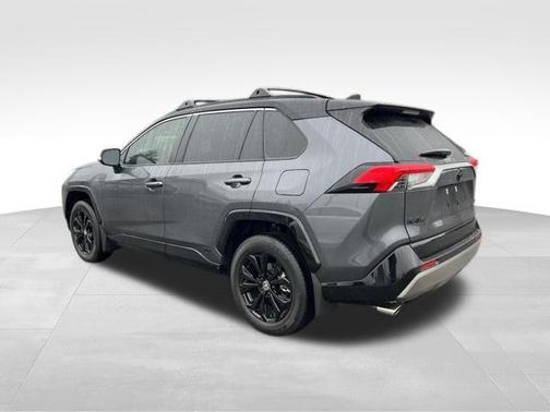 2025 Toyota RAV4 Hybrid SE