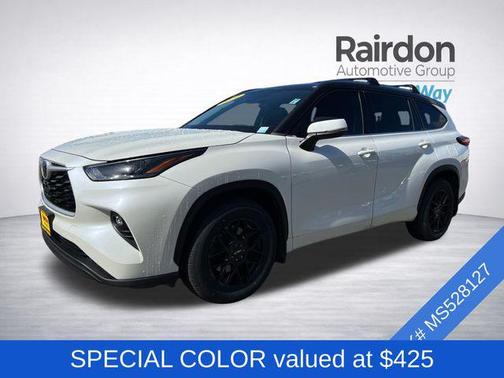 Blizzard Pearl 2021 Toyota Highlander XLE