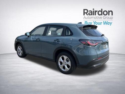Nordic Forest Pearl 2024 Honda HR-V LX