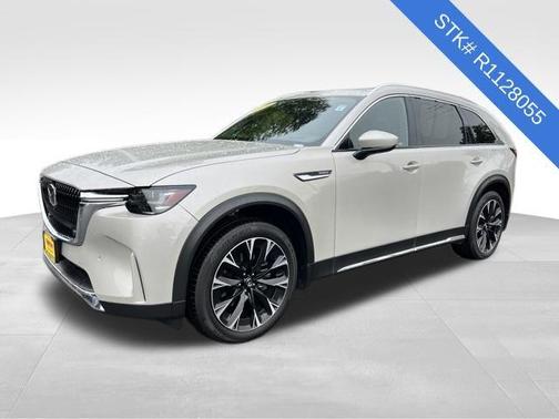 2024 Mazda CX-90 PHEV Premium Plus