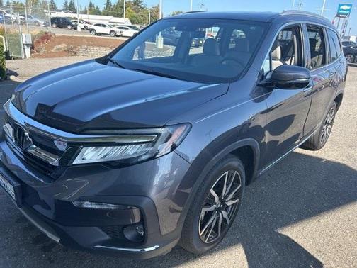 2019 Honda Pilot Touring 8-Passenger