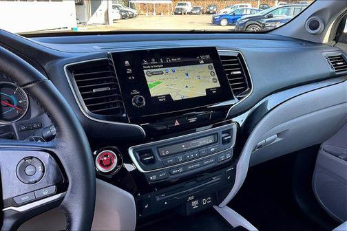 2019 Honda Pilot Touring 8-Passenger