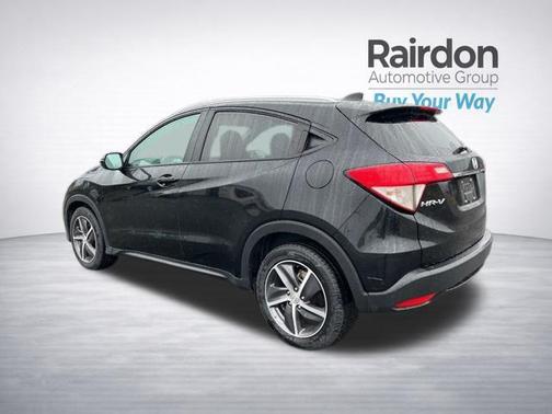Crystal Black Pearl 2022 Honda HR-V EX