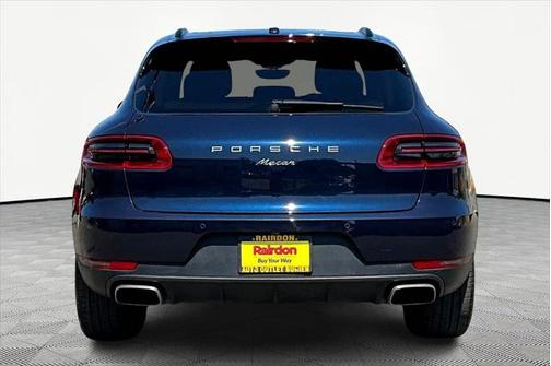 2018 Porsche Macan Base (PDK)