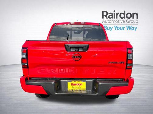 Red Alert 2024 Nissan Frontier PRO-4X