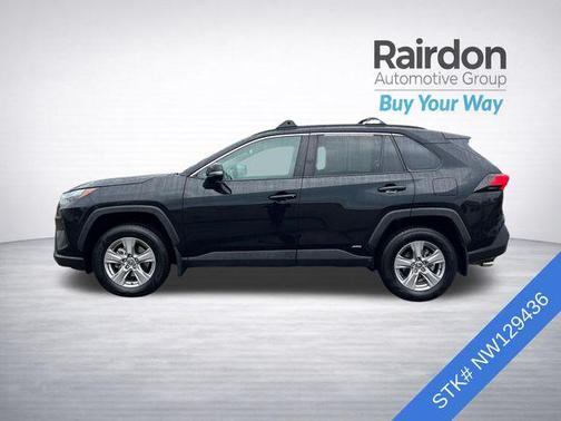 2022 Toyota RAV4 Hybrid XLE