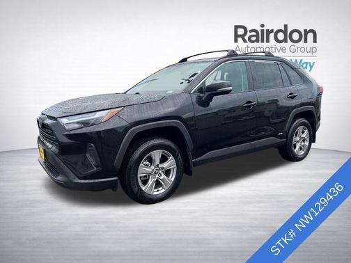 2022 Toyota RAV4 Hybrid XLE