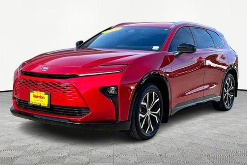 2025 Toyota Crown Signia XLE