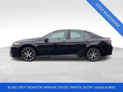 2024 Toyota Camry Hybrid SE