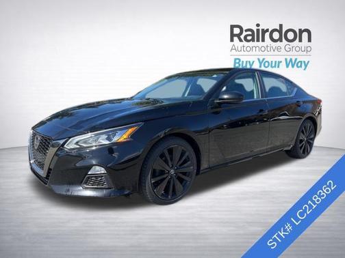 2020 Nissan Altima SR FWD