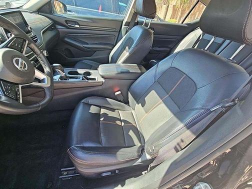 2020 Nissan Altima SR FWD