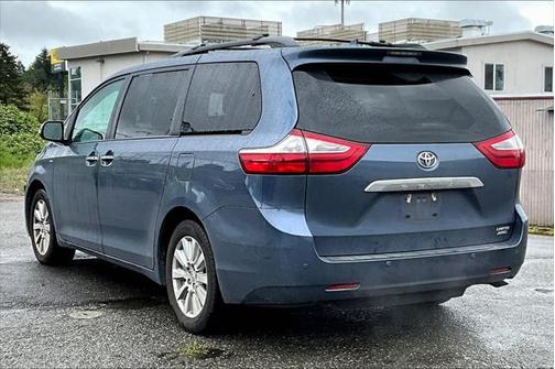 2017 Toyota Sienna Limited