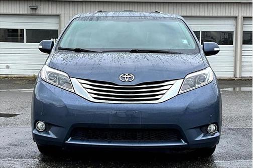 2017 Toyota Sienna Limited