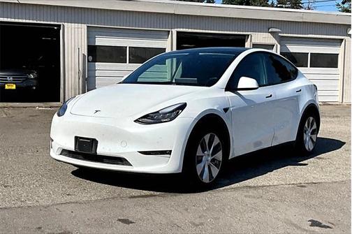 2021 Tesla Model Y Long Range Dual Motor All-Wheel Drive