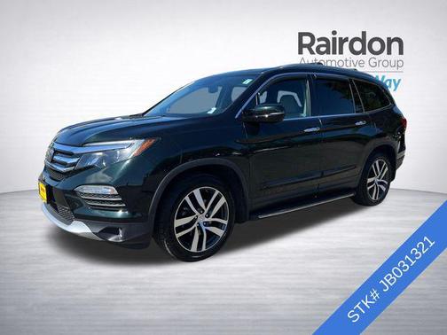 Crystal Black Pearl 2018 Honda Pilot Touring