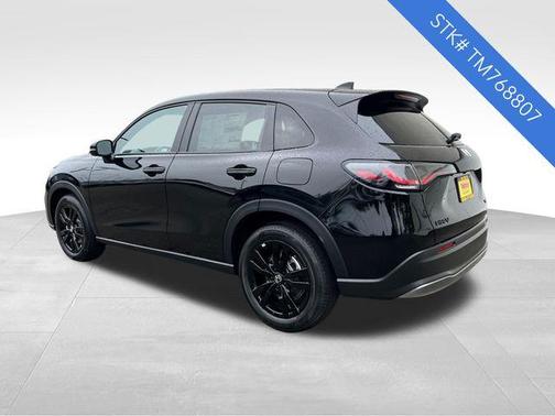 Crystal Black Pearl 2026 Honda HR-V AWD Sport