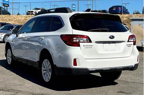 2017 Subaru Outback 2.5i Premium