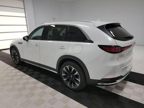 2024 Mazda CX-90 PHEV Premium Plus