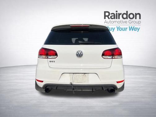 Candy White 2013 Volkswagen GTI Autobahn