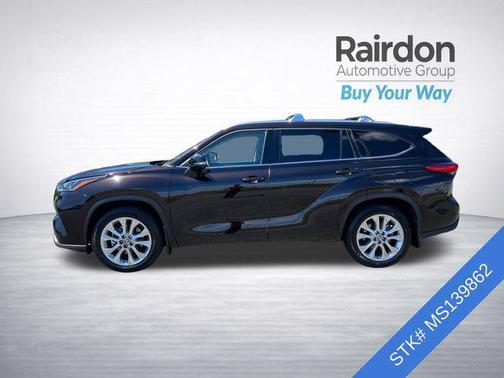 Opulent Amber 2021 Toyota Highlander Limited