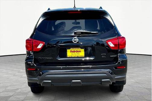 2018 Nissan Pathfinder SL