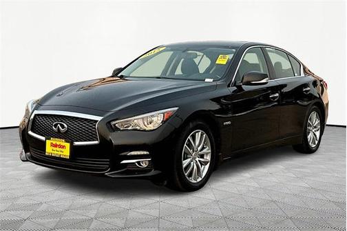 2015 INFINITI Q50 Hybrid Premium