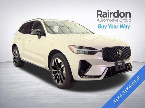 Crystal White Metallic 2026 Volvo XC60 B5 Plus