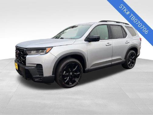 Solar Silver Metallic 2026 Honda Pilot Black Edition