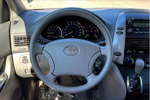 2008 Toyota Sienna LE