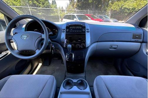 2008 Toyota Sienna LE