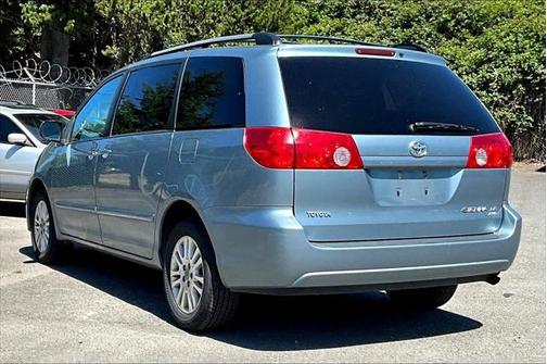 2008 Toyota Sienna LE