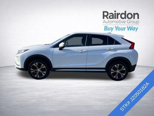 Diamond White Pearl 2018 Mitsubishi Eclipse Cross SE