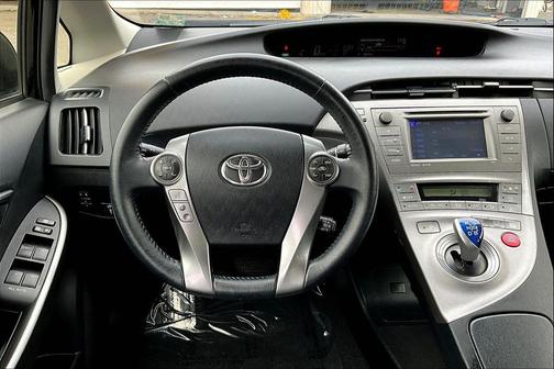 2013 Toyota Prius Three SE