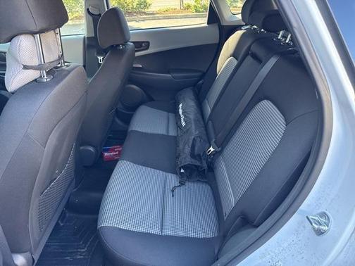 2021 Hyundai KONA SEL Plus