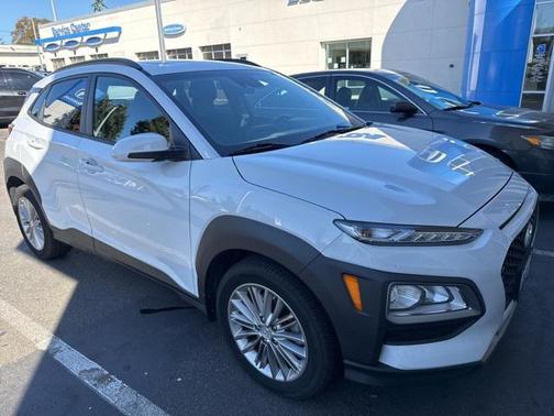 2021 Hyundai KONA SEL Plus