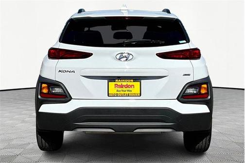 2021 Hyundai KONA SEL Plus