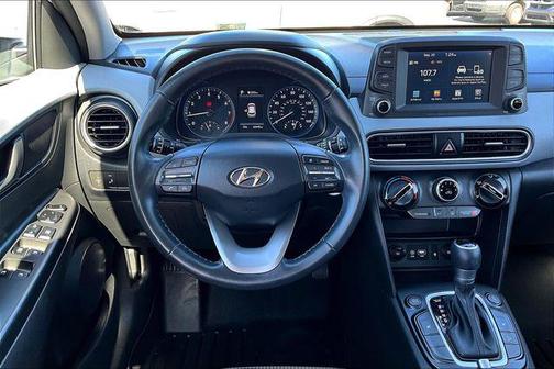2021 Hyundai KONA SEL Plus
