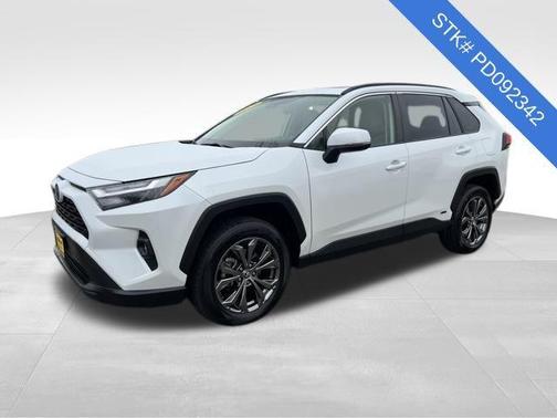 2023 Toyota RAV4 Hybrid XLE Premium