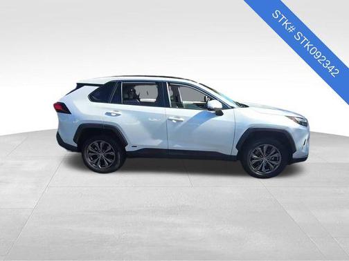 2023 Toyota RAV4 Hybrid XLE Premium
