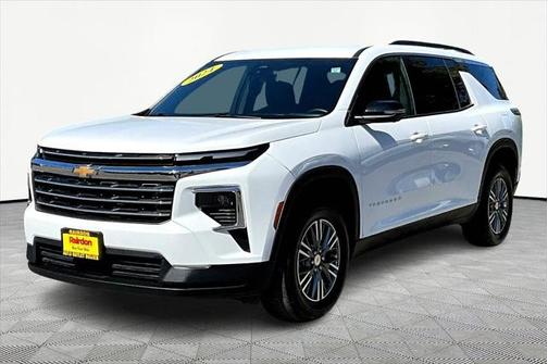 2024 Chevrolet Traverse LT