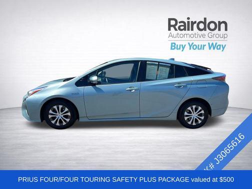 Sea Glass Pearl 2018 Toyota Prius Four