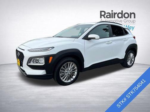 Lunar White 2021 Hyundai KONA SEL